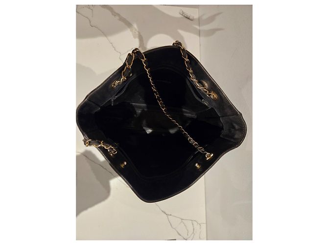 Chanel gesteppte schwarze Leder-Tote - Ansicht 8