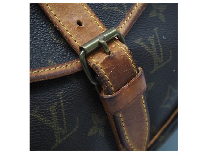Borsa a Spalla Saumur 35 Monogramma Louis Vuitton Marrone - vista 13