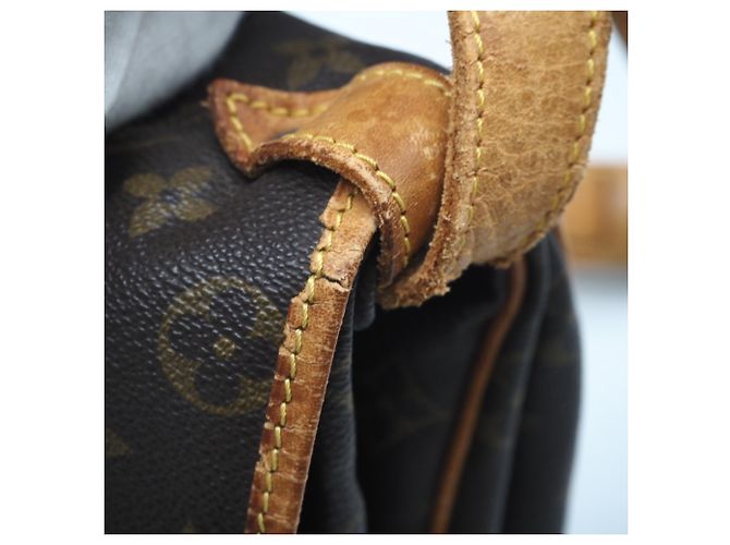 Borsa a Spalla Saumur 35 Monogramma Louis Vuitton Marrone - vista 16