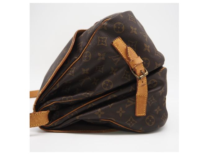 Borsa a Spalla Saumur 35 Monogramma Louis Vuitton Marrone - vista 8