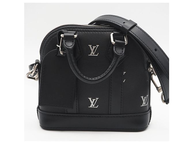 Borsa a Spalla Nano Alma in Pelle di Vitello Pharrell Williams Louis Vuitton Nero - vista 3