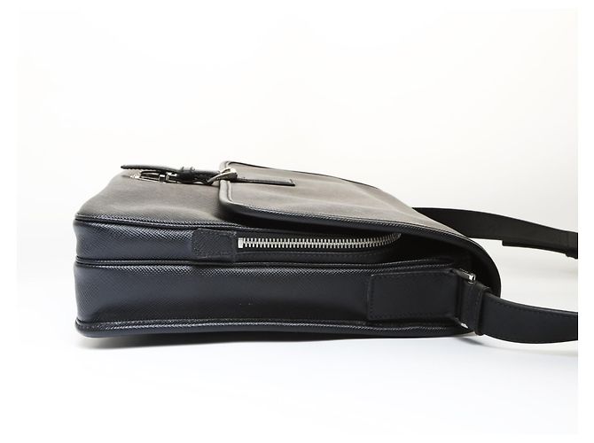 Bolsa de Ombro em Couro Saffiano Prada Preto - vista 4