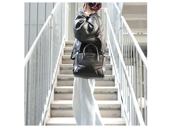 Borsa a spalla/borsa a mano Prada Concept 2 in 1 Nero - vista 14