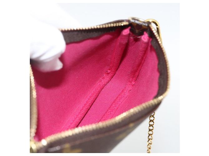 LOUIS VUITTON Monogram Vivienne Mini Pochette Accessori M81637 Auth 167034SM Monogramma - vista 19