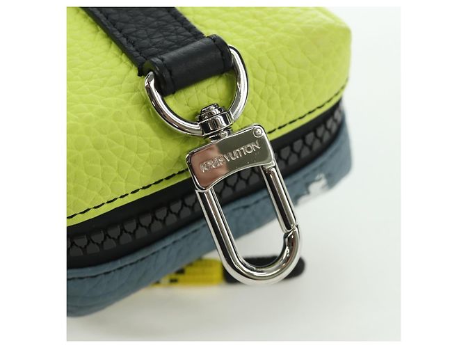 LOUIS VUITTON Pochette Quadrata Charm in Pelle Blocchi di Colore Grigio M00739 Auth ARZ207M Marrone - vista 8