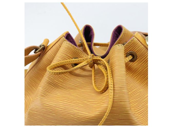 Noe LOUIS VUITTON Borsa a Spalla Petit Noé Epi Gialla M44109 LV Auth ka2646 Giallo - vista 14