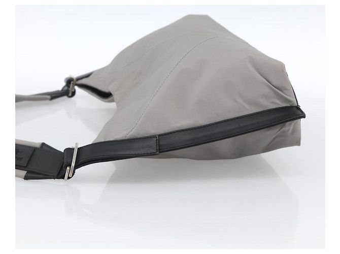 Salvatore Ferragamo Schultertasche aus Nylon Grau Silber Authentisch bs33629 Braun - Ansicht 4