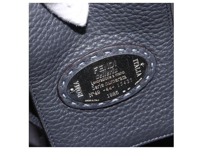 FENDI Celeria Tote Bag aus Leder hellblau silber Auth ka2780 - Ansicht 16
