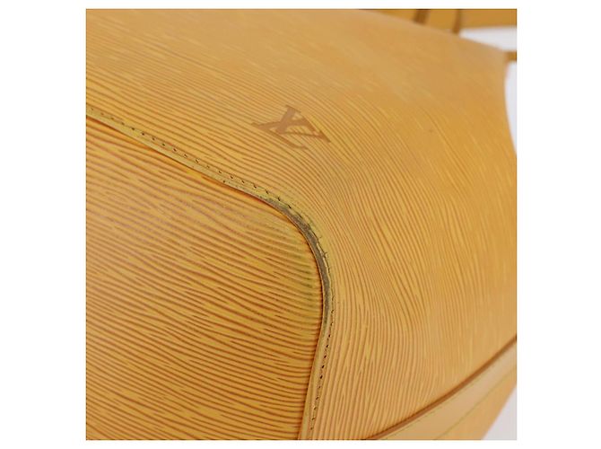 Noe LOUIS VUITTON Borsa a Spalla Petit Noé Epi Gialla M44109 LV Auth LNZ242 Giallo - vista 11