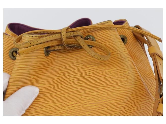 Noe LOUIS VUITTON Borsa a Spalla Petit Noé Epi Gialla M44109 LV Auth LNZ242 Giallo - vista 15