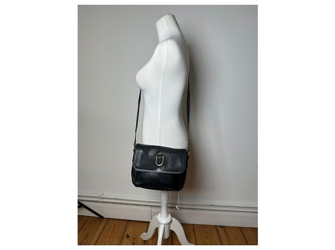 Vintage Courreges Schultertasche aus Leder schwarz - Ansicht 5