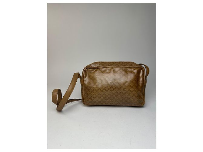 Céline Vintage Celine Paris Triomphe Monogramm Leder Schultertasche in Gold und Braun - Ansicht 2