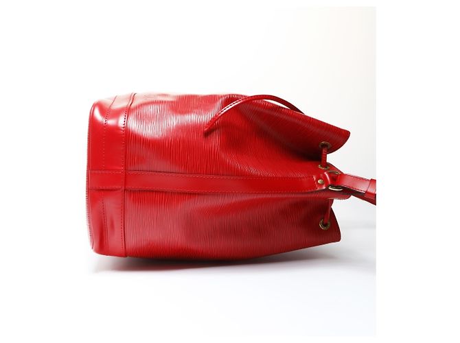 Borsa a Spalla Epi Noe Louis Vuitton 1993 Rosso - vista 4
