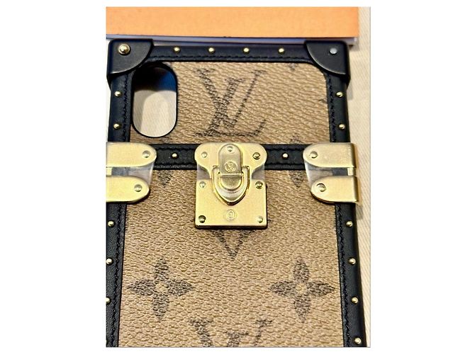 Louis Vuitton Monogram iPhone X/XS Case Brown - view 4