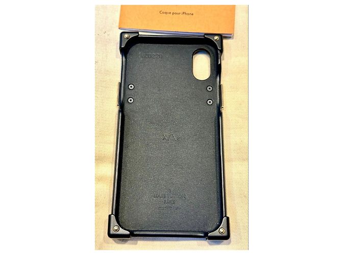 Louis Vuitton Monogram iPhone X/XS Case Brown - view 6