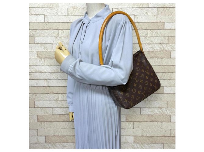 Borsa a Spalla Looping MM Monogramma Louis Vuitton Marrone - vista 2