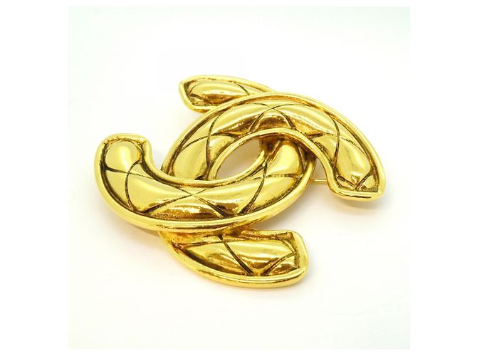 Timeless Spilla Matelassé Coco Mark di Chanel D'oro - vista 2