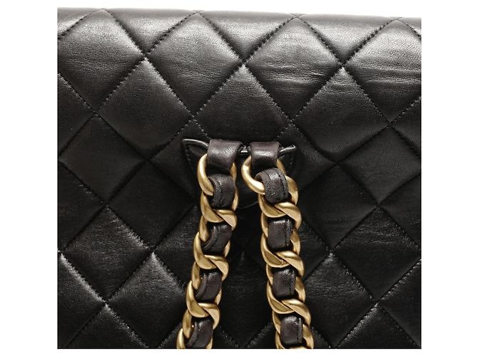 Chanel Matelassé Lammfell Rucksack Schwarz - Ansicht 13