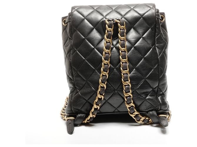 Chanel Matelassé Lammfell Rucksack Schwarz - Ansicht 2
