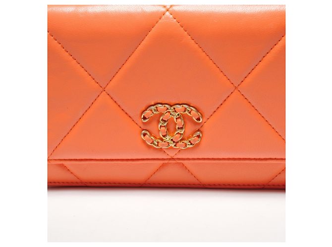 Borsa a spalla matelassé Chanel 19 con catena Arancione - vista 8