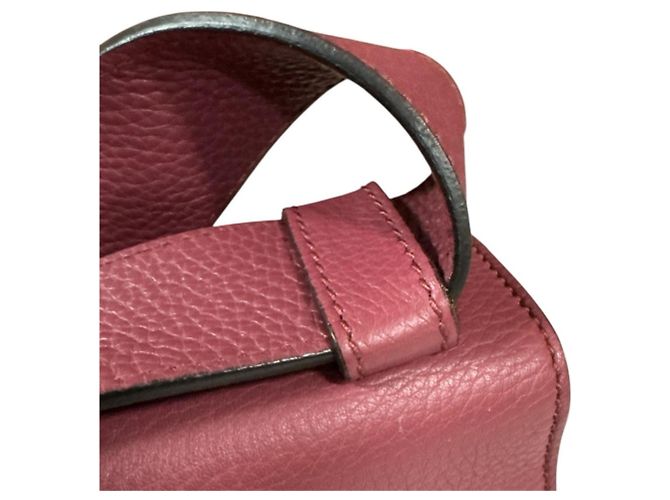 Bolso de hombro de cuero rosa GG Marmont de Gucci - vista 9