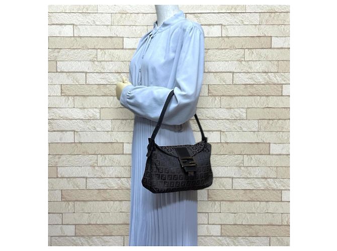 Borsa Fendi Mamma Bucket Zucchino Marrone - vista 2