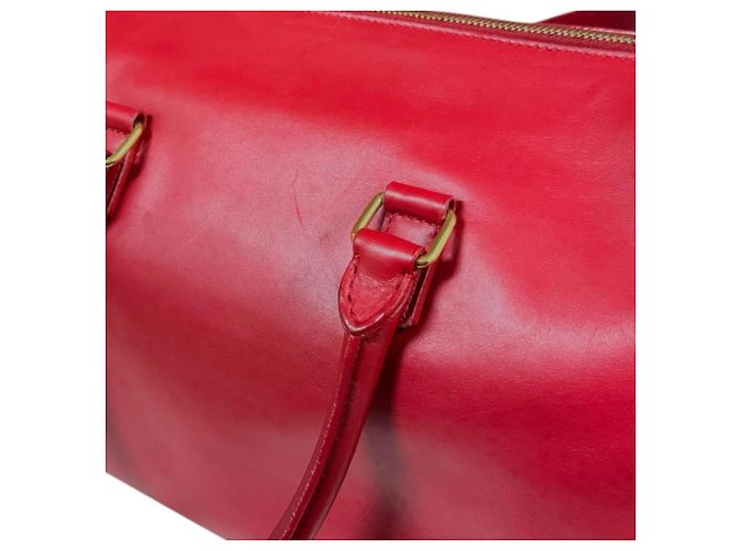 Bolso de Hombro Duffle 6 Clásico de Saint Laurent en Rojo - vista 16