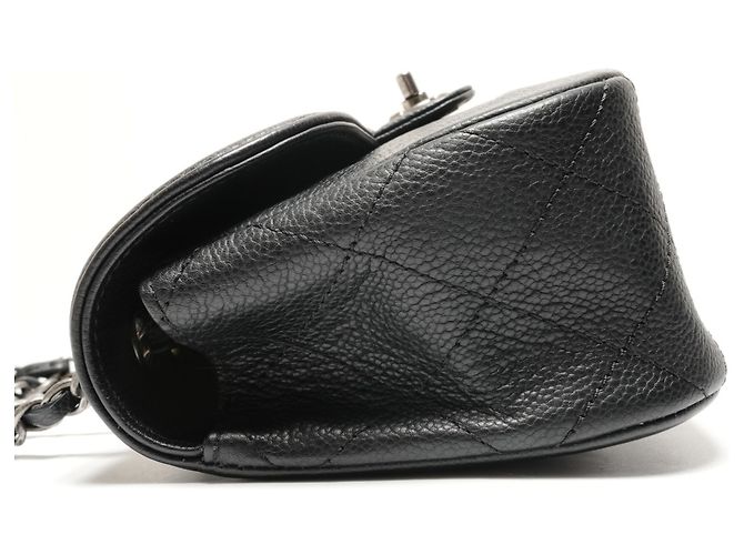 Borsa a Spalla Chanel Caviar Matelassé con Patta Singola Nero - vista 3