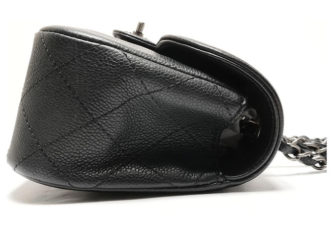 Borsa a Spalla Chanel Caviar Matelassé con Patta Singola Nero - vista 4