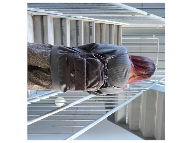 Chanel Rucksack aus braunem Lammleder mit Matelassé - Ansicht 13