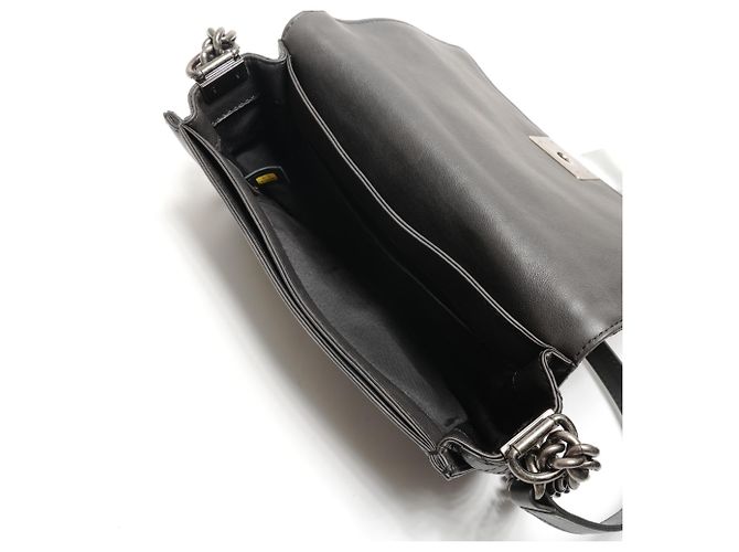 Borsa a spalla Boy di Chanel Nero - vista 14