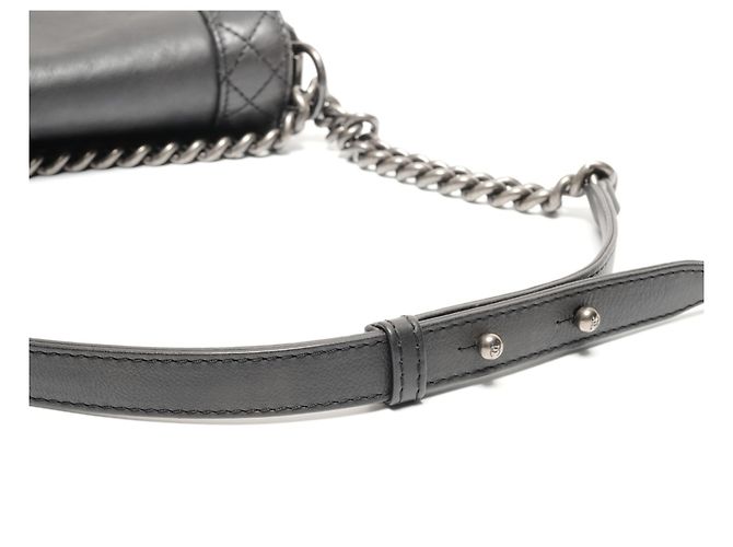 Borsa a spalla Boy di Chanel Nero - vista 15