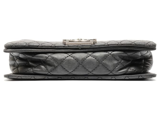 Borsa a spalla Boy di Chanel Nero - vista 8