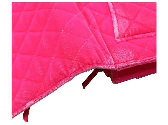 Wallet On Chain Chanel Pink CC gesteppte Samt Geldbörse mit Kette - Ansicht 10