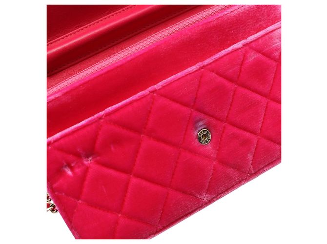 Wallet On Chain Chanel Pink CC gesteppte Samt Geldbörse mit Kette - Ansicht 7