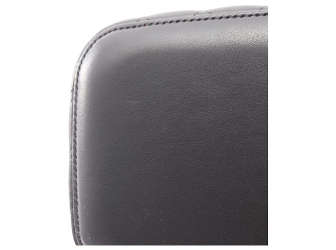 Schwarze CC Stepp-Lammleder Vanity Bag von Chanel - Ansicht 11