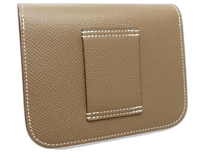 Constance Monedero de cuero Epsom Hermès Gris pardo - vista 3