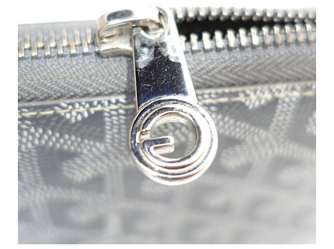 Cartera larga con cremallera redonda Goyard Matignon GM en gris Castaño - vista 8