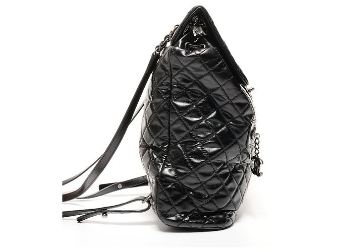 Schwarzer matelassé Leder-Rucksack Chanel 23 Serie 2016-2017 - Ansicht 3