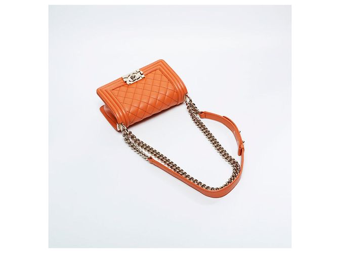 Le Boy Bolsa de Ombro Chanel Mini Caviar Boy Laranja - vista 9