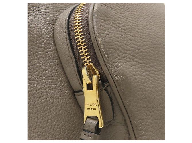 Grauer Leder-Rucksack Prada 1BZ035 Braun - Ansicht 16