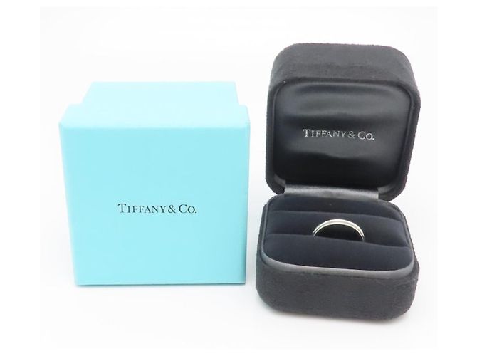 Anello Milgrain Tiffany & Co. - vista 8