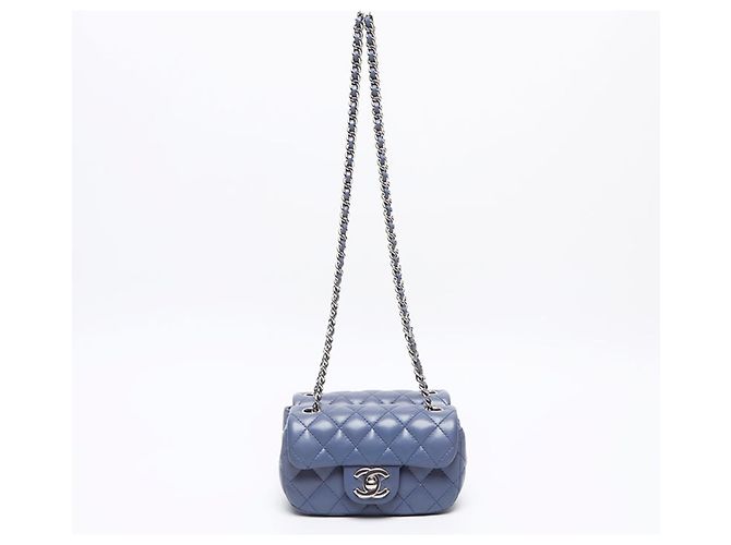 Bolso de Hombro Chanel Twin Classic Mini Matelassé de Cordero Azul - vista 2