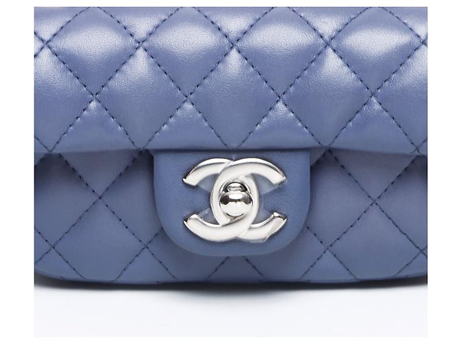 Bolso de Hombro Chanel Twin Classic Mini Matelassé de Cordero Azul - vista 8