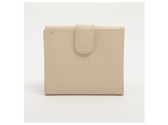 Timeless Carteira dobrável em couro de bezerro texturizado branco Chanel - vista 3