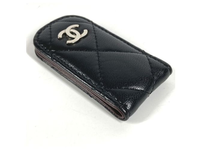 Cartera con clip de dinero acolchada Chanel Negro - vista 3