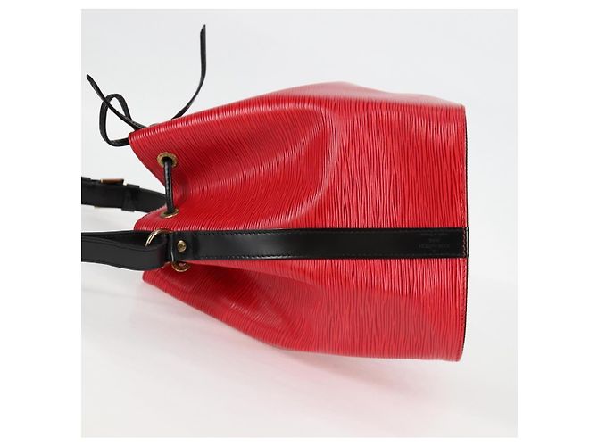 Louis Vuitton Bicolor Petit Noe Epi Leather Rosso - vista 3