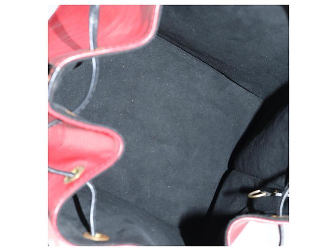 Louis Vuitton Bicolor Petit Noe Epi Leather Rosso - vista 5