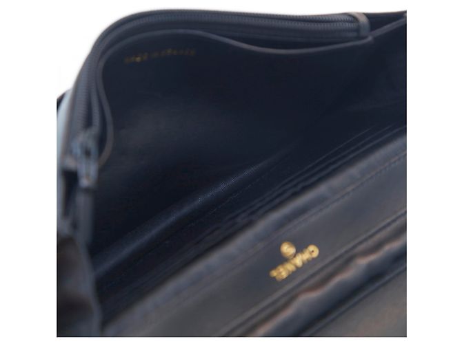Borsa a spalla in pelle caviar nera Chanel con catena Nero - vista 10