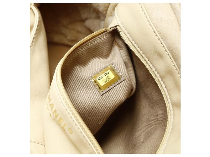Bolso de mano de ante de cordero marfil con marca Coco CHANEL Beige - vista 11